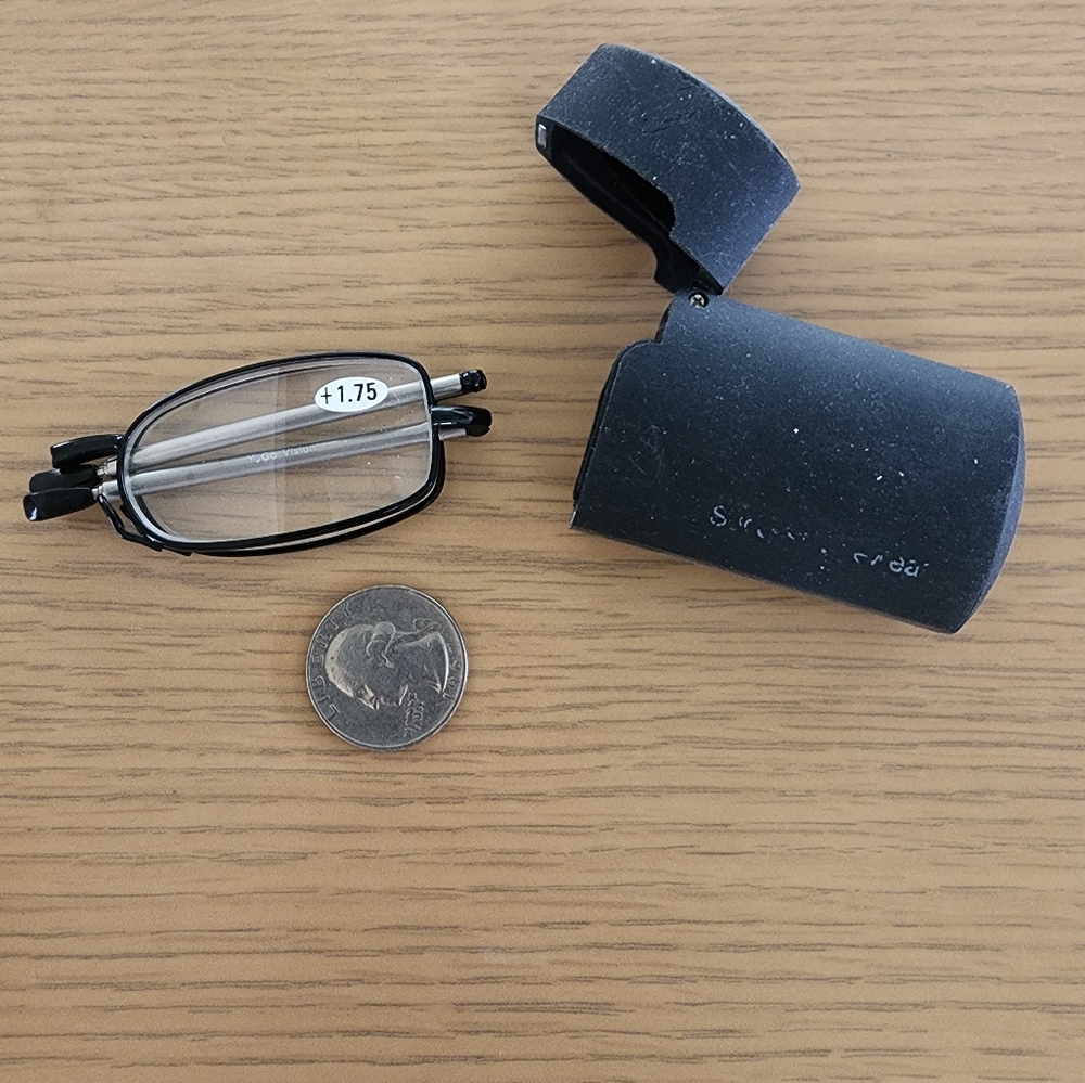 YoGo collapsible reading glasses